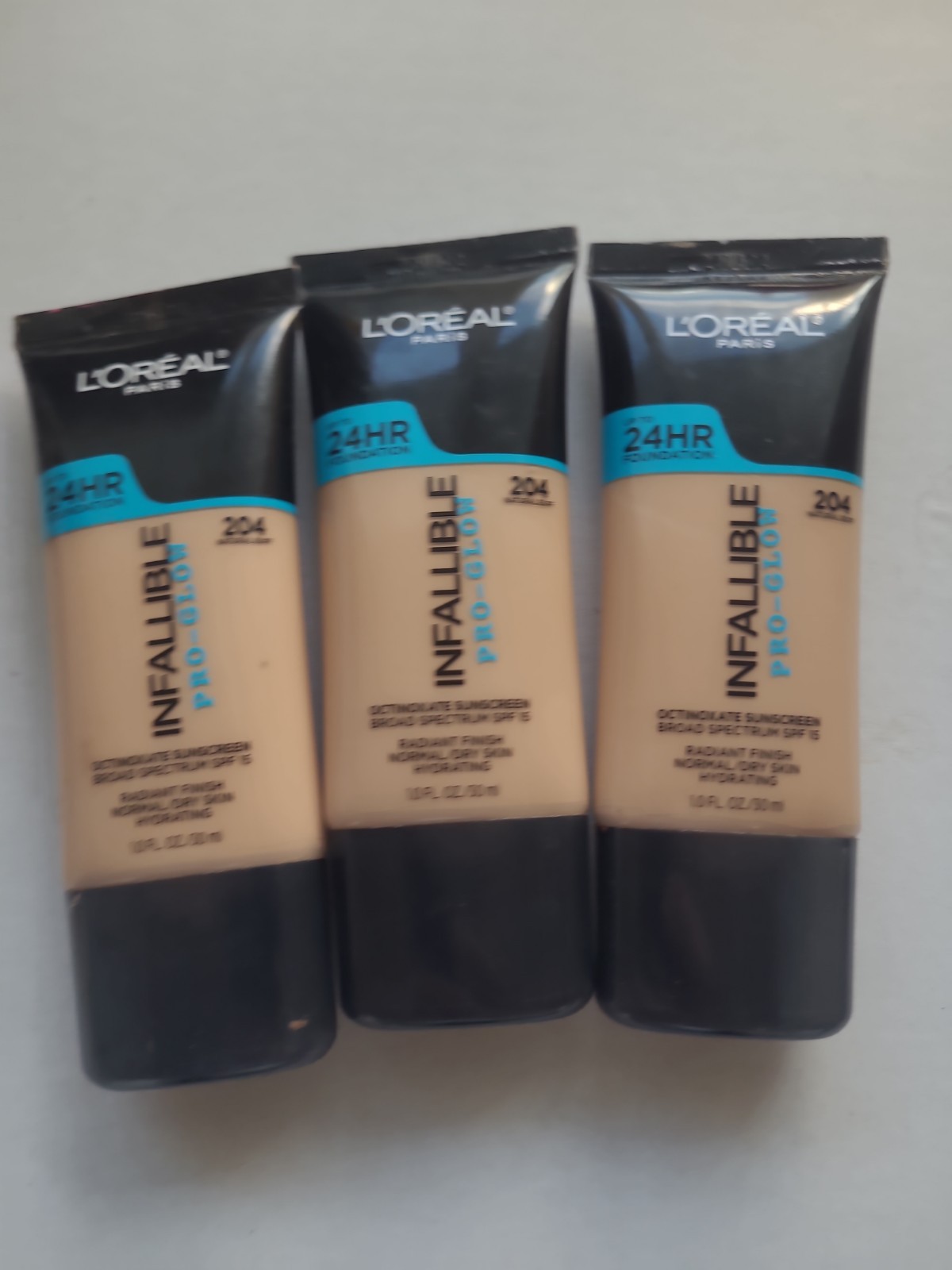 3 Tubes L’Oréal Infallible Pro-Glow Liquid Foundation 204 Natural Buff Expd