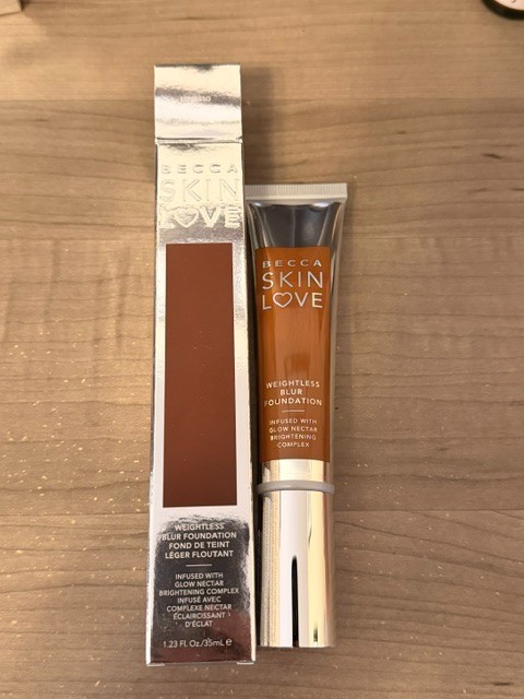 BECCA Skin Love Weightless Blur Foundation “Espresso” NEW! 1.23 fl. oz.