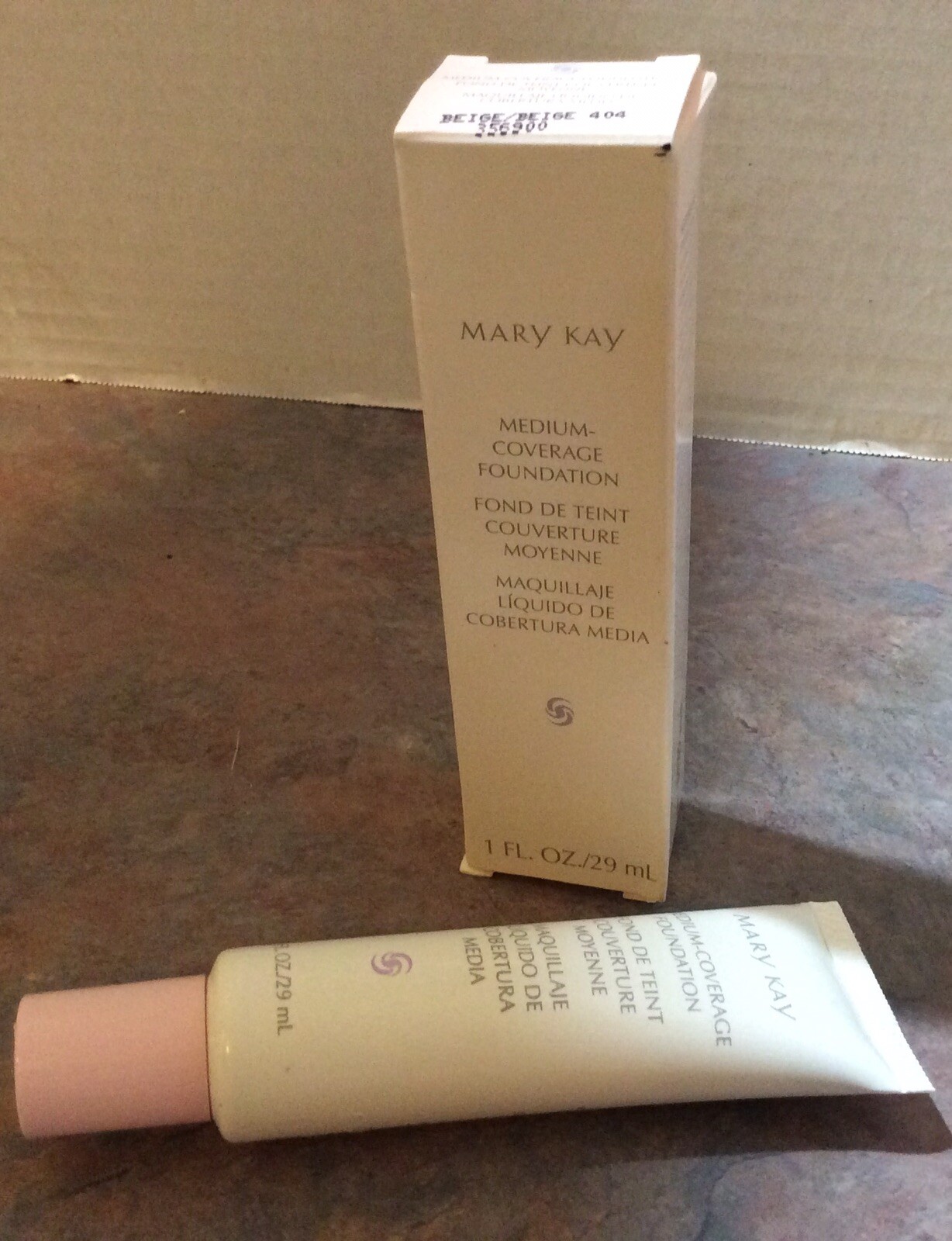 MARY KAY Medium Coverage Foundation Pink Cap NIB – Your Choice of Color – 1 Oz.