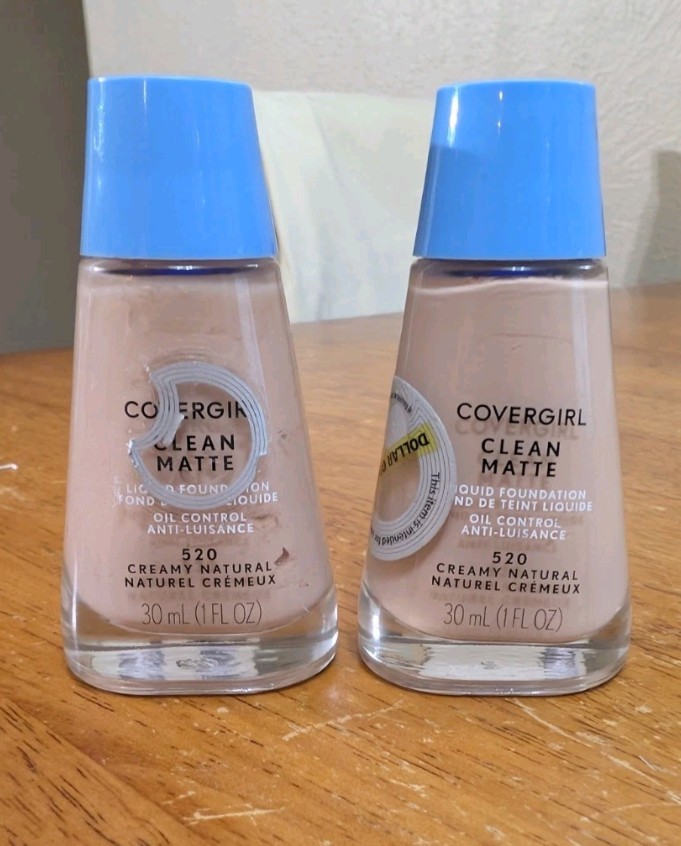 (2 Pack) CoverGirl Clean Matte Liquid Foundation, 520 Creamy Natural (1 oz Each)