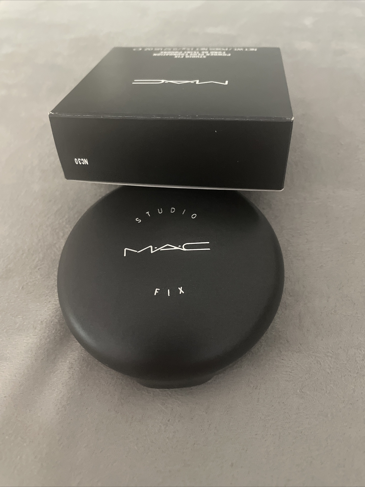 MAC Studio Fix Pressed Powder Plus foundation 15g .52Oz NC30 NC Original Formula