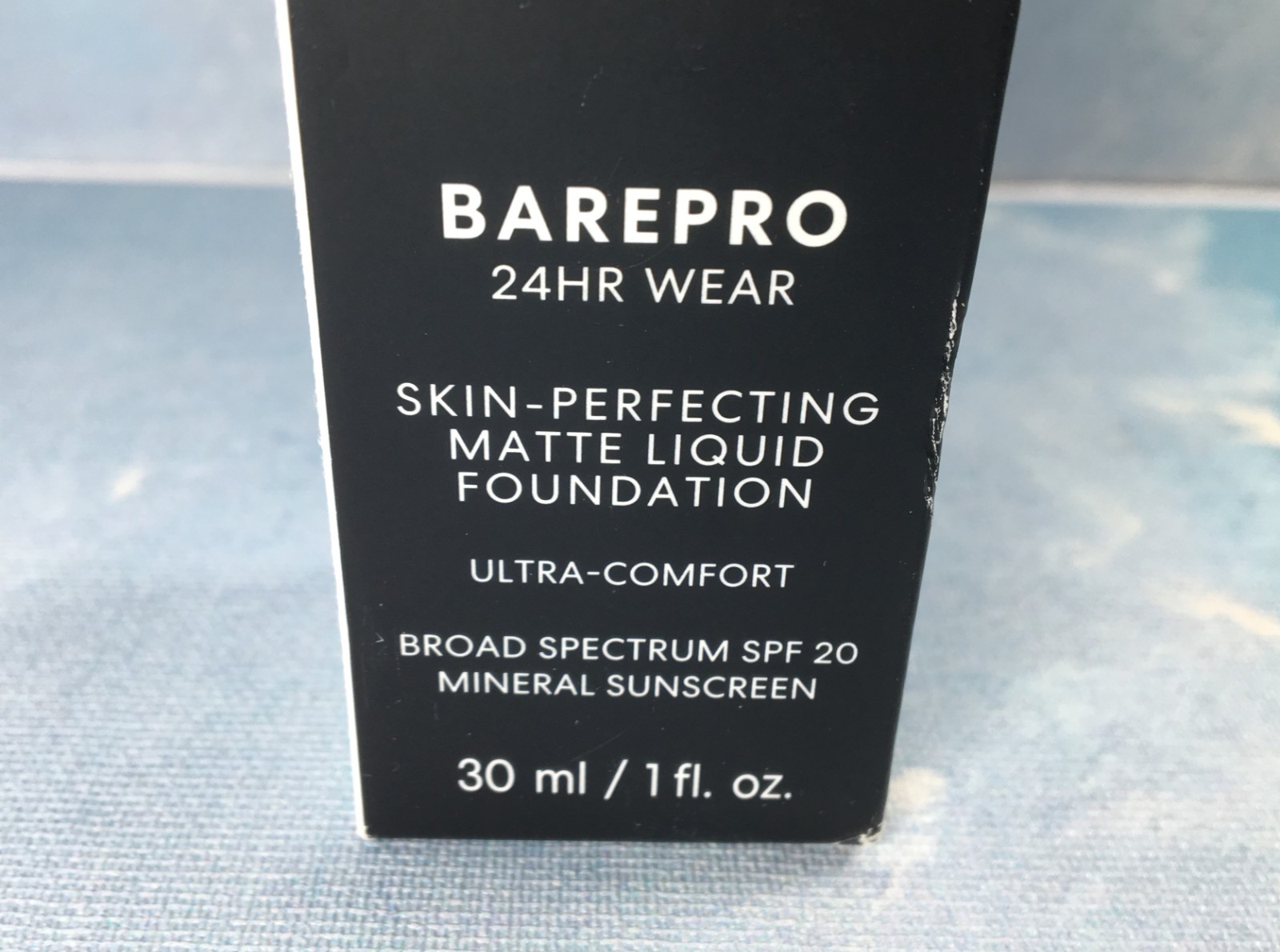 bareMinerals BarePro Liquid Foundation Light 21 Cool, 1 oz, SPF 20, 7/2026