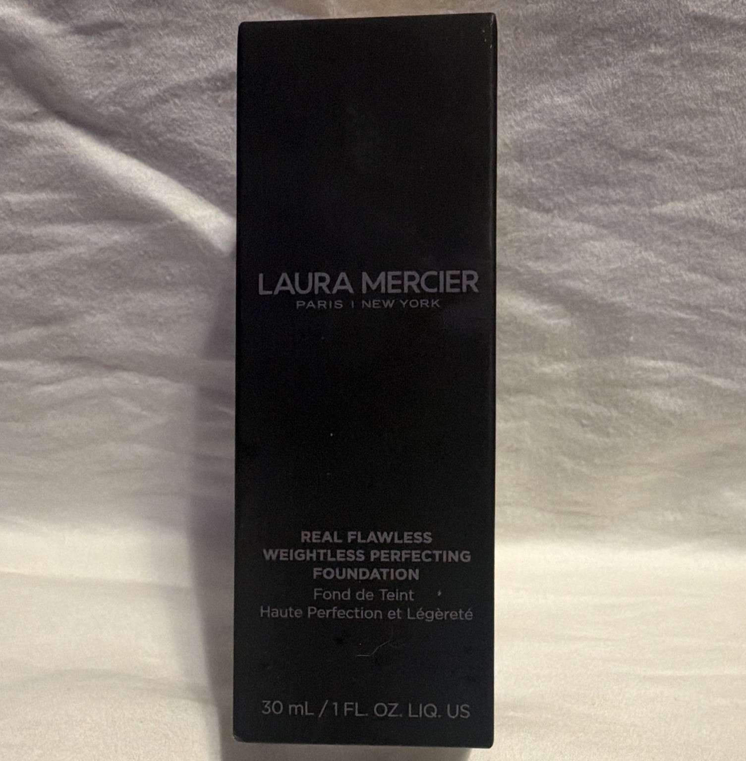 Laura Mercier Real Flawless Foundation 0N1 Silk Liquid Medium Natural 1 fl oz