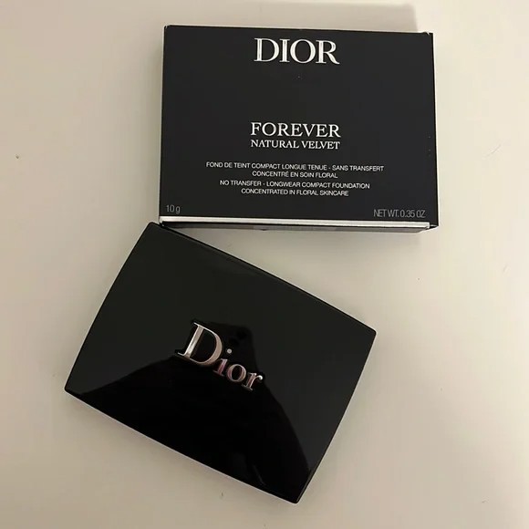 Christian Dior Forever Natural Long Wear Compact Foundation 1N Neutral 0.35 oz
