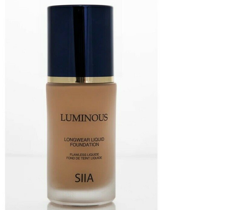SIIA Luminous Longwear Liquid Foundation NWOB! 1.01fl oz
