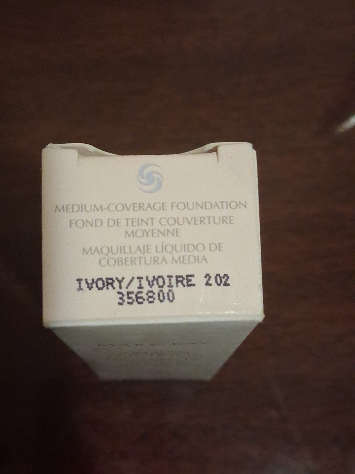 Mary Kay Medium-Coverage Foundation Ivory/Ivoire 202 Matte Oil-Free 1 fl oz