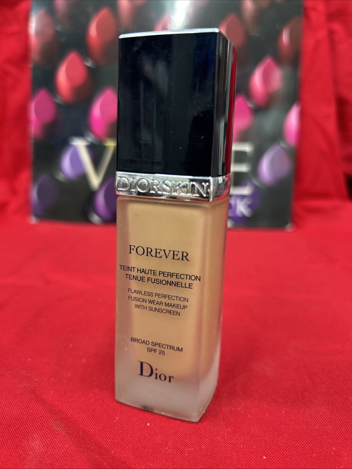 Diorskin Forever Foundation READ DESCRIPTION! #040