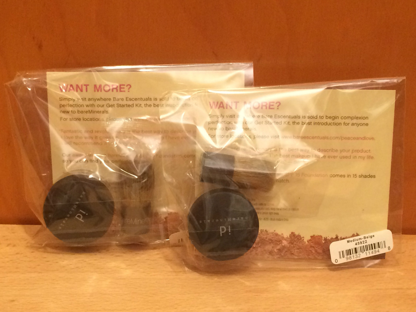 2 SAMPLES Bare Minerals MEDIUM BEIGE Foundation + Mini Kabuki Brush – SHIPS FREE