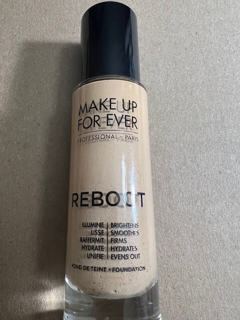 Make Up For Ever Foundation 1.01 Fl Oz Reboot Y255 New No Box Free Shipping