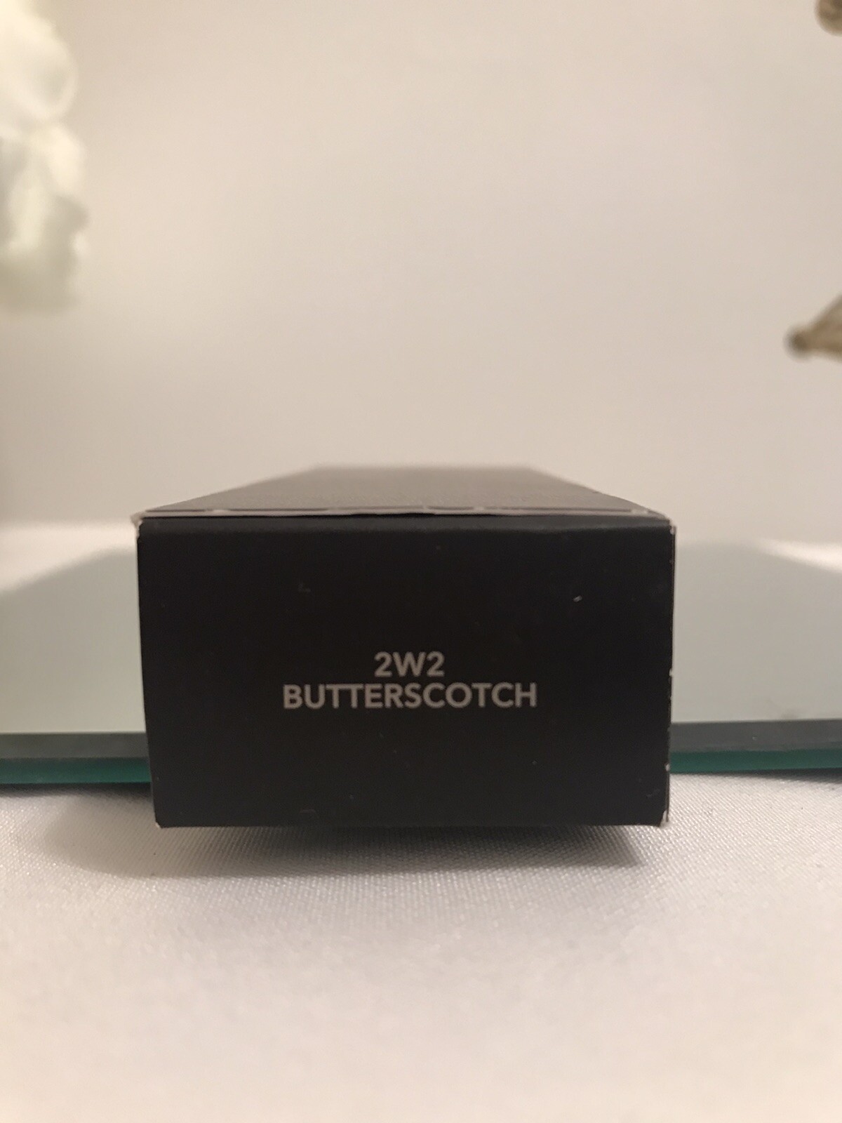 2 pk Laura Mercier | Flawless Lumiere Foundation | Butterscotch 2W2 | 1oz / 30ml