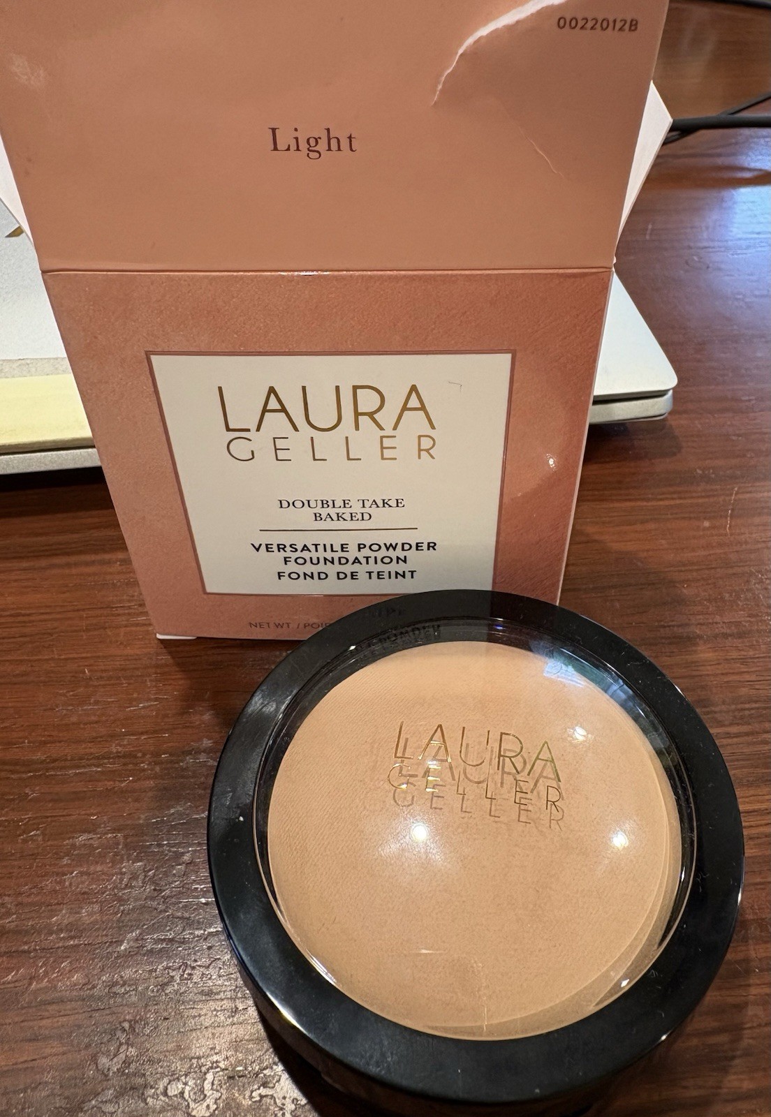 Laura Geller Double Take Baked Versatile Powder Foundation – Light – 0.35 oz New
