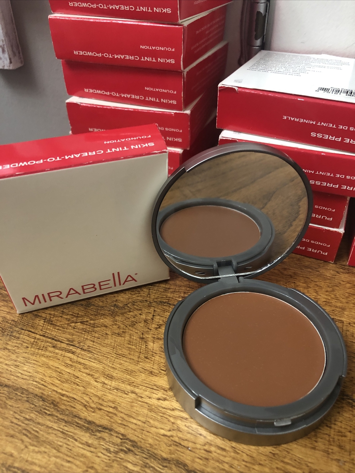 Mirabella Skin Tint Cream To Powder Foundation In V N NIB Full Size Authentic!