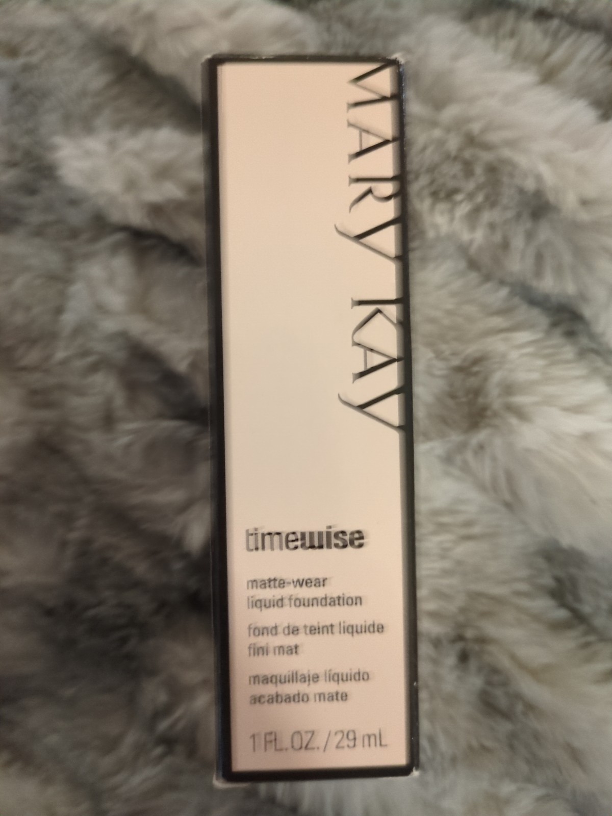 NEW Mary Kay TimeWise Matte-wear Liquid Foundation, IVORY #5 ~ 038754