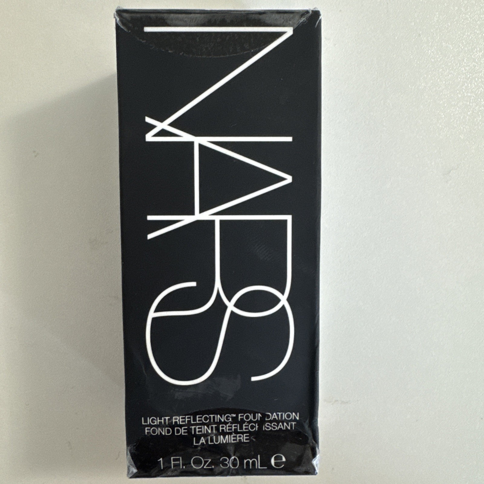 NIB Nars Light Reflecting Foundation LANAI Medium 2.25 – Size 30mL / 1 fl oz $55