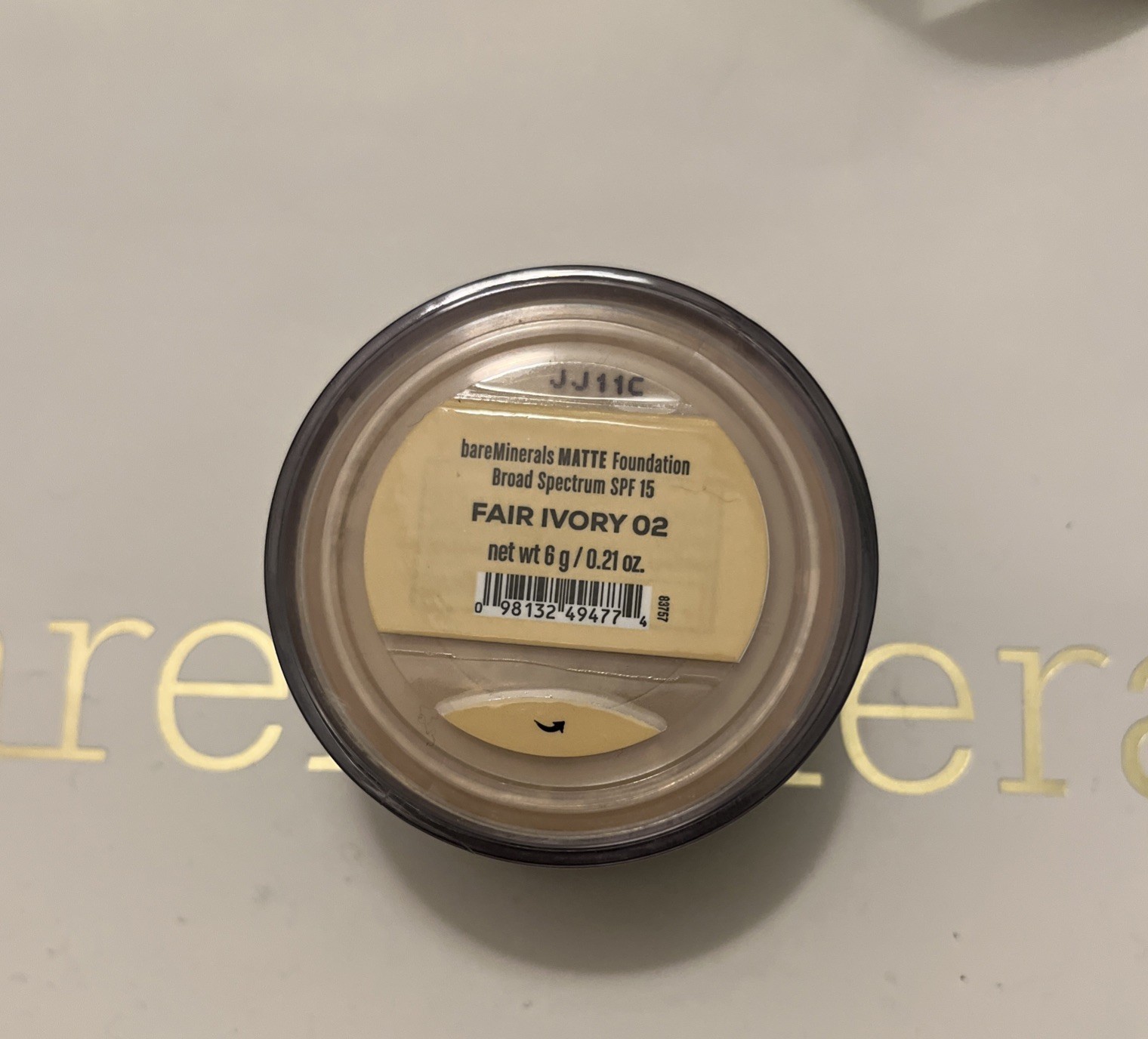 bareMinerals Matte Foundation SPF15 FAIR IVORY 02 – Size 6 g / 0.21 Oz.