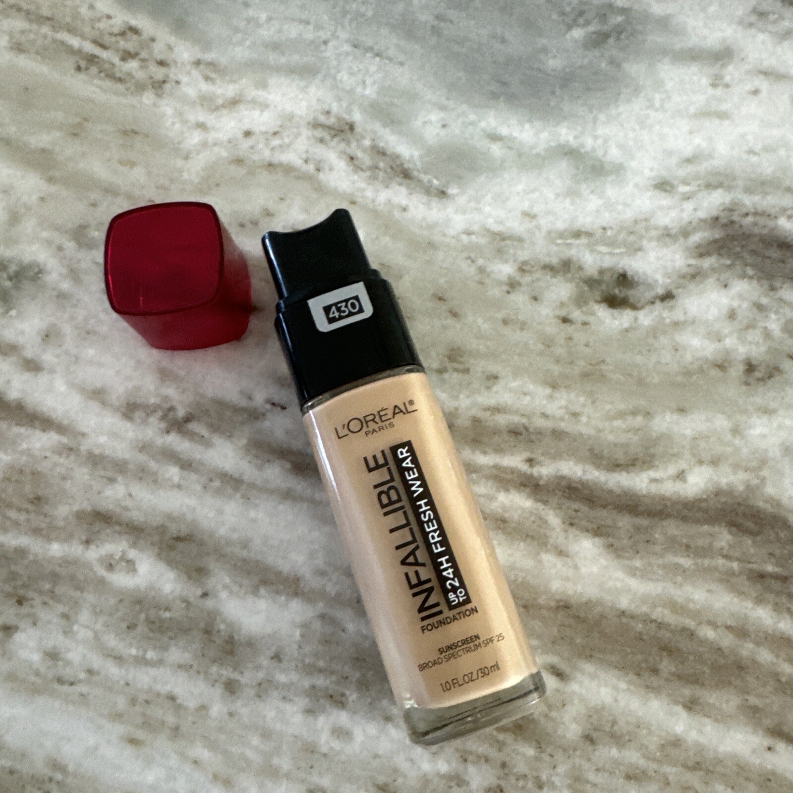 L’Oreal Paris Infallible 24hr Fresh Wear Foundation EXP 08/23 430 Ivory Buff