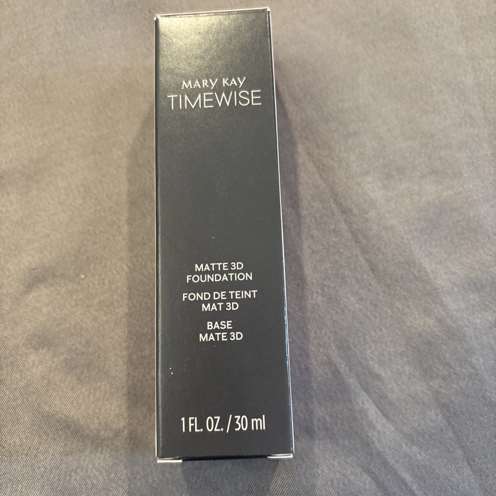 Mary Kay Time Wise Matte 3-D Foundation Ivory — C110