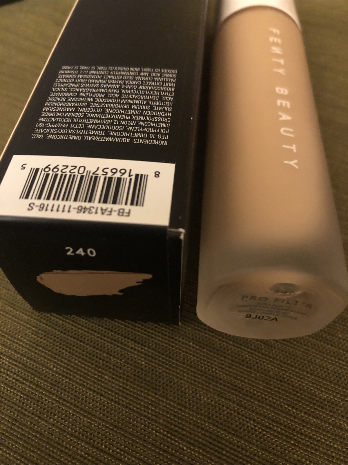 Fenty Beauty by – #240 (Light Medium With Warm Golden Undertones) 32ml/tasted