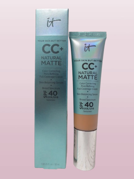 IT COSMETICS YOUR SKIN BUT BETTER CC+ NATURAL MATTE COLOR CORRECTING TAN