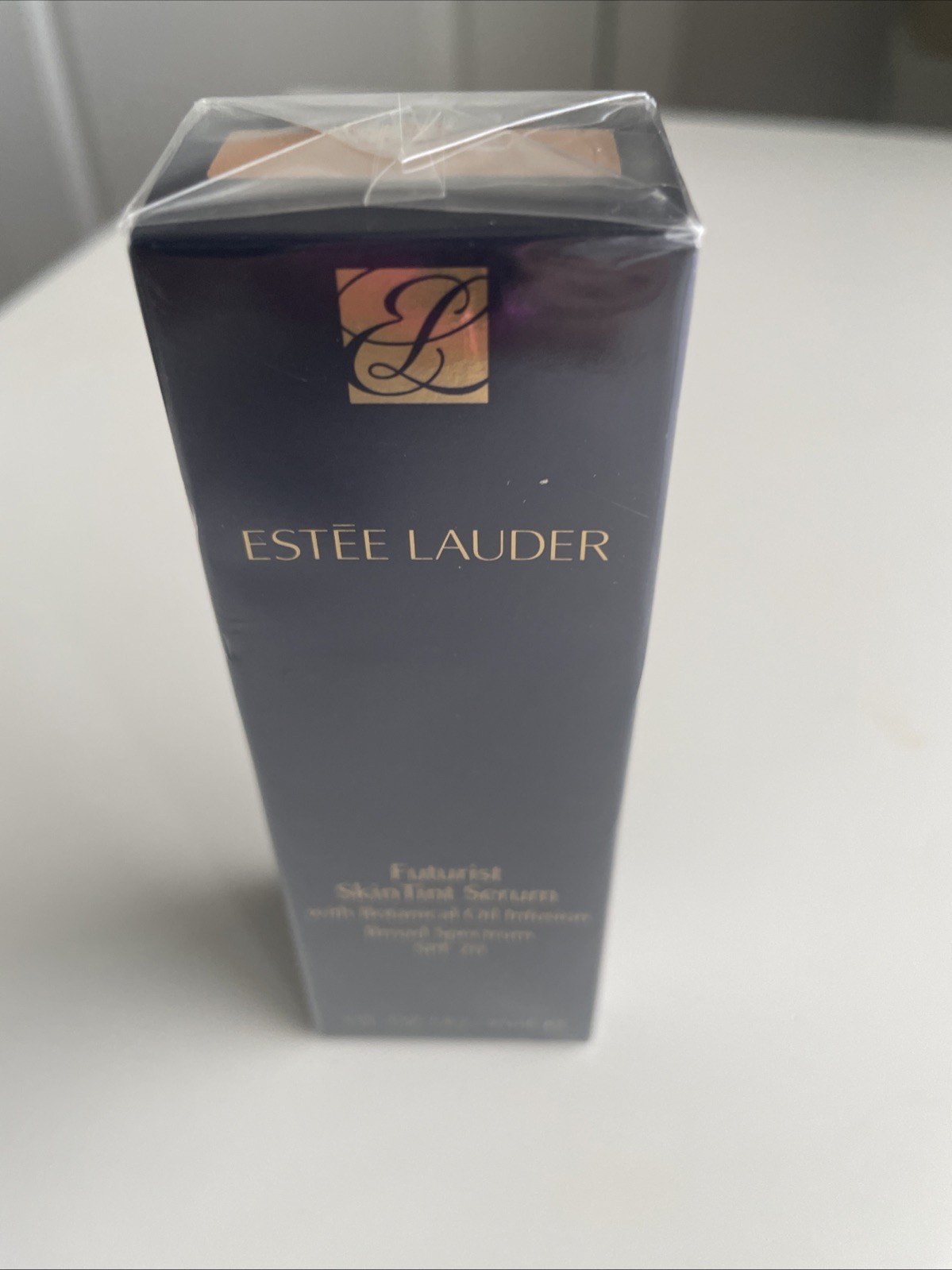 Estee Lauder Futurist Skin Tint Serum SPF20 1 oz ( New In Box) 5W1