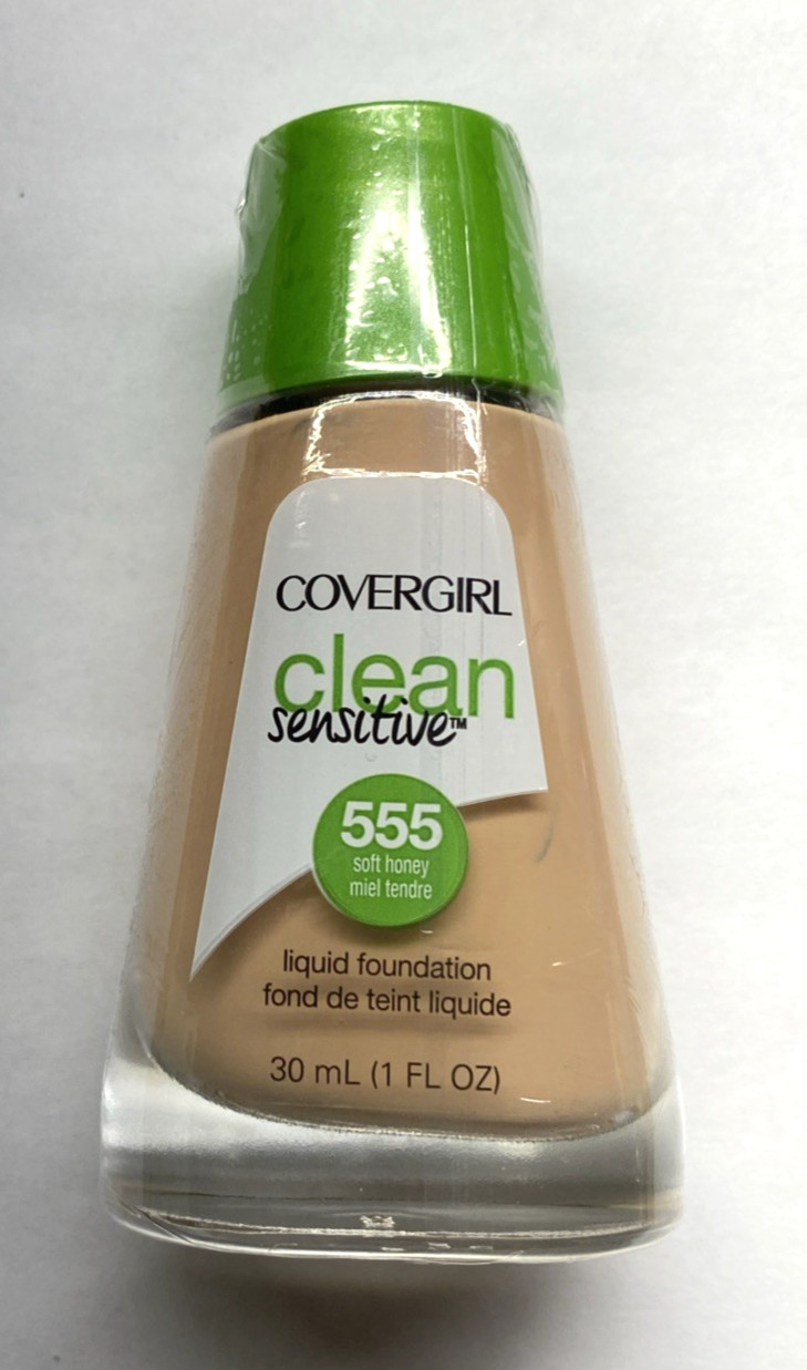 COVERGIRL Clean Sensitive Liquid MakeUp Foundation #555 Soft Honey Sealed