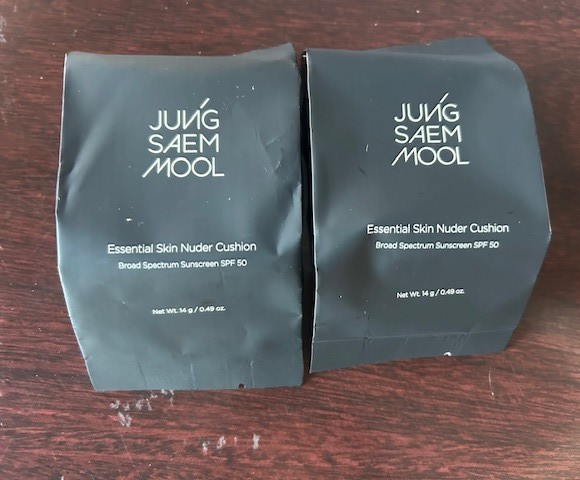 JUNG SAEM MOOL Essential Skin Nuder Cushion 14g Medium Deep Refill Only – 2 PK