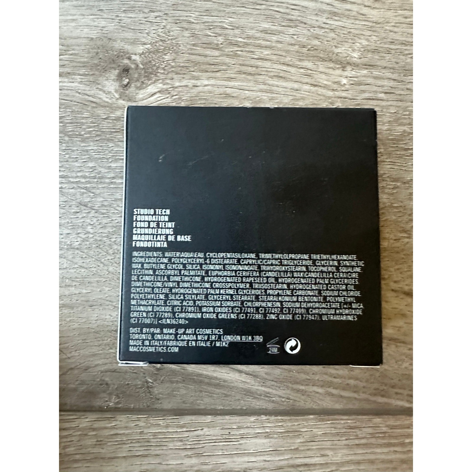 MAC Studio Tech Foundation NW45 – Discontinued