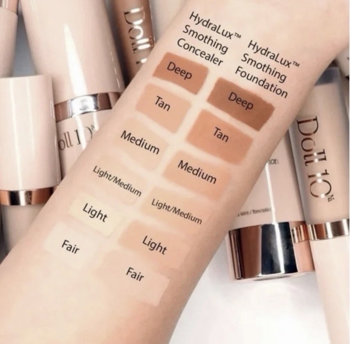 Doll 10 HydraLux Smoothing Foundation FAIR New
