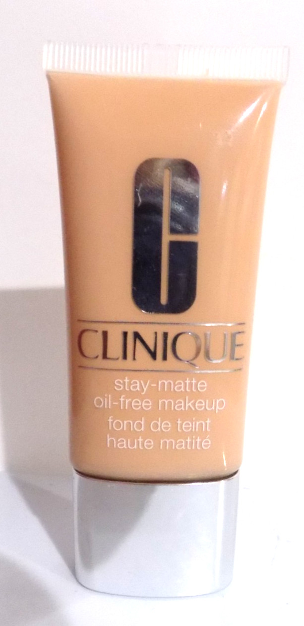 NEW! Clinique Stay-Matte Oil-Free Makeup ~CN 18 CREAM WHIP~ 1oz. *NOT SEALED*