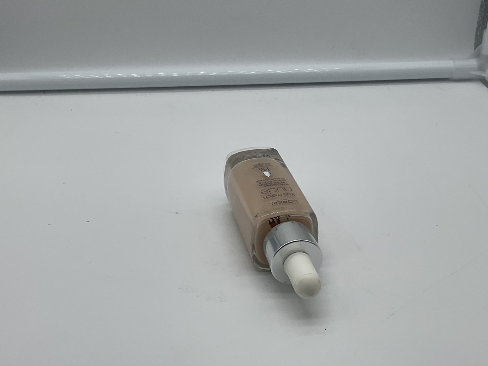 LOreal Paris True Match Nude Hyaluronic Serum Foundation Very Light 0.5-2 1 oz