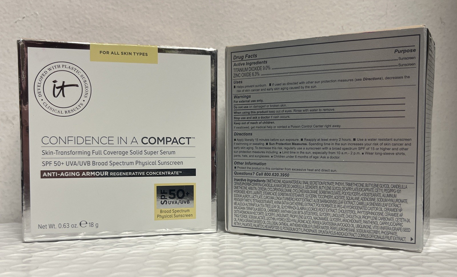 IT Cosmetics Confidence in a Compact LIGHT Solid Serum Foundation – NEW IN BOX