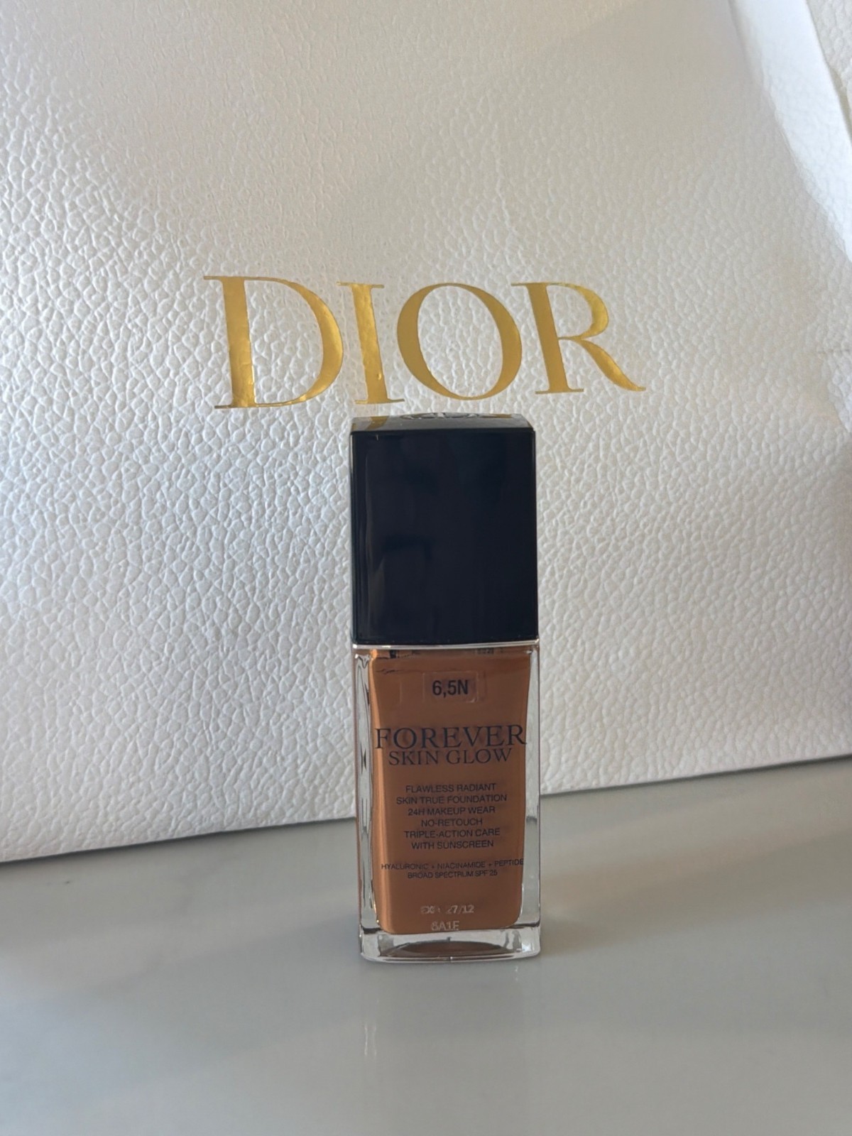Dior Forever Skin Glow Foundation 6.5N Neutral Flawless Radiant Finish 24H Hydra