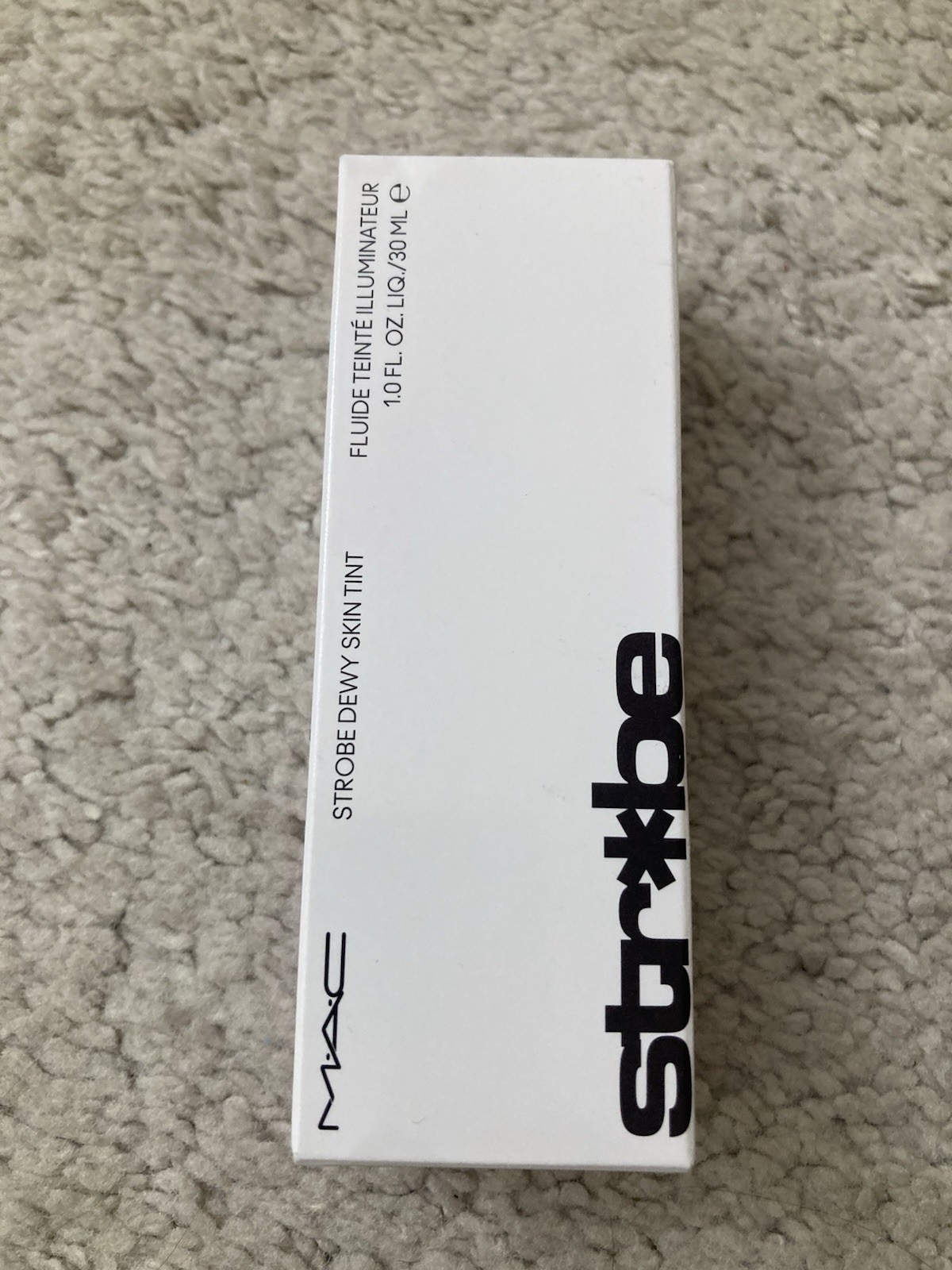 NIB Mac Strobe Dewy Skin Tint Medium 3 New In Box 1 Fl Oz / 30ml Full Size
