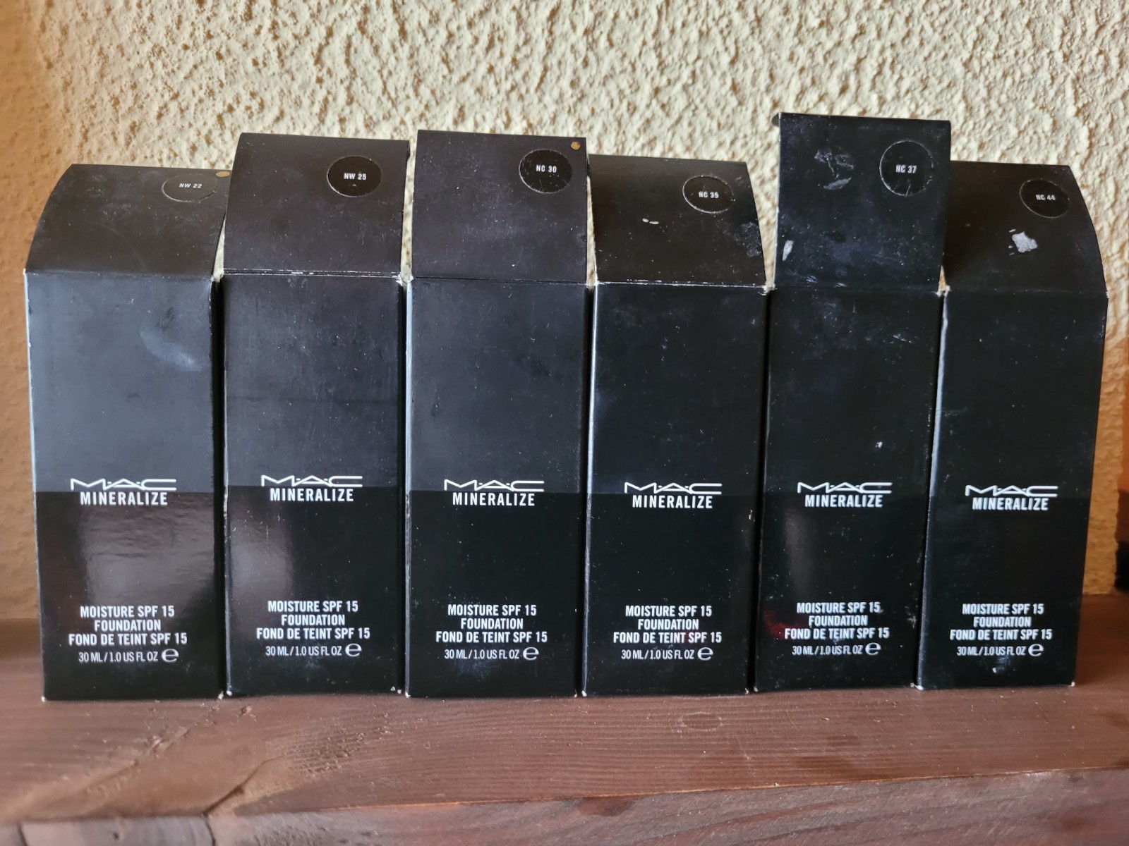 MAC Mineralize Moisture SPF 15 Foundation BNIB 30ml/1fl.oz. ~choose your shade~