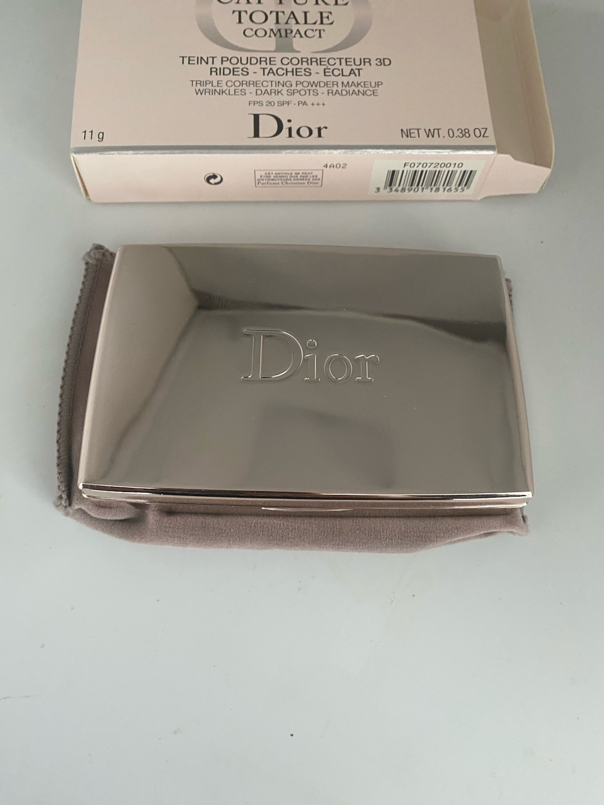 Dior Capture Totale Compact Triple Correcting Powder Makeup -010 Ivory