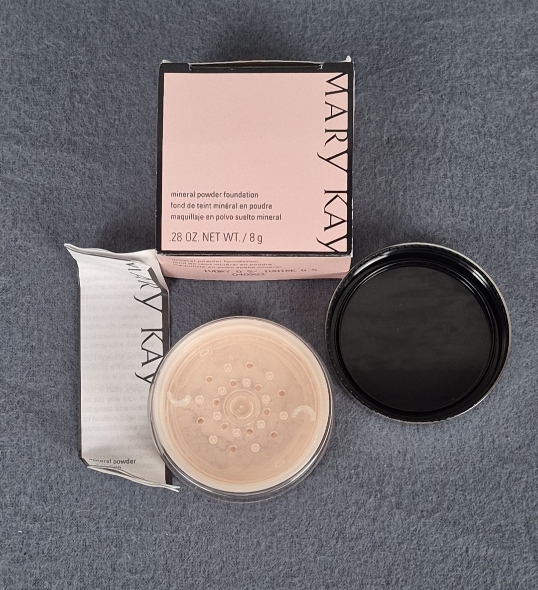 Mary Kay Mineral Powder Foundation – Ivory .5 #040983 NOS .28 oz NEW NOS HTF