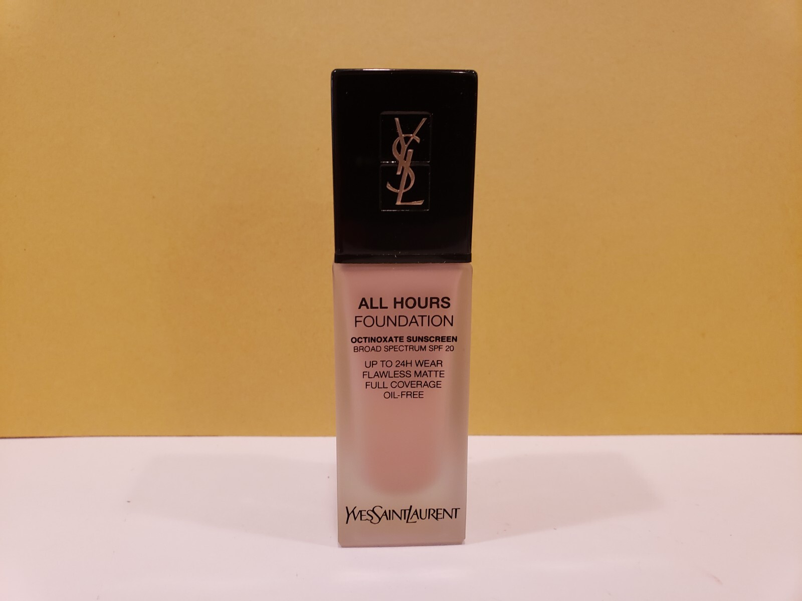 Yves Saint Laurent~All Hours Foundation ~ Up to 24hr Wear Matte Makeup ~ B10