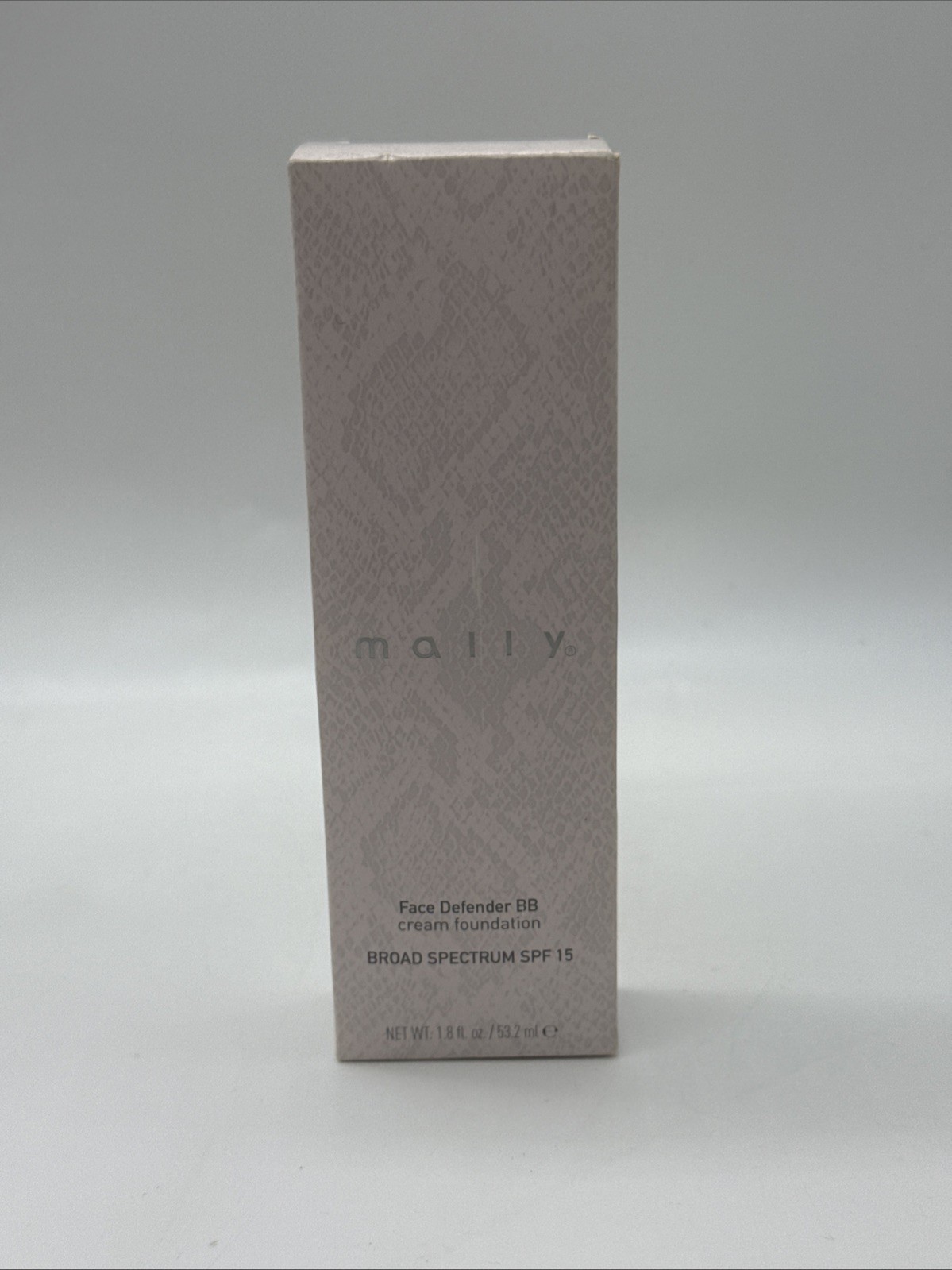 Mally Face Defender BB Cream Foundation SPF 15 Medium 1.8 oz BNIB (E1)