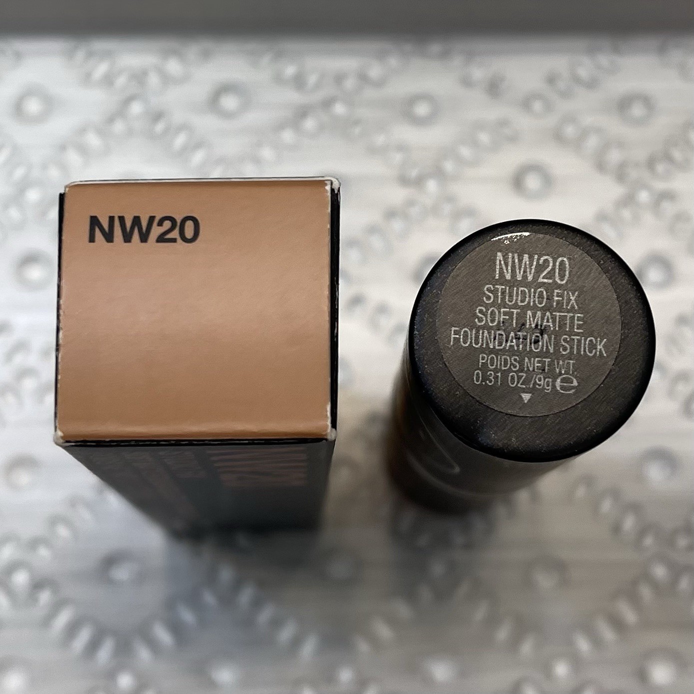 MAC ~ ‘NW20’ ~ Studio Fix Soft Matte Foundation Stick ~ Full Size 9 g ~ NIB