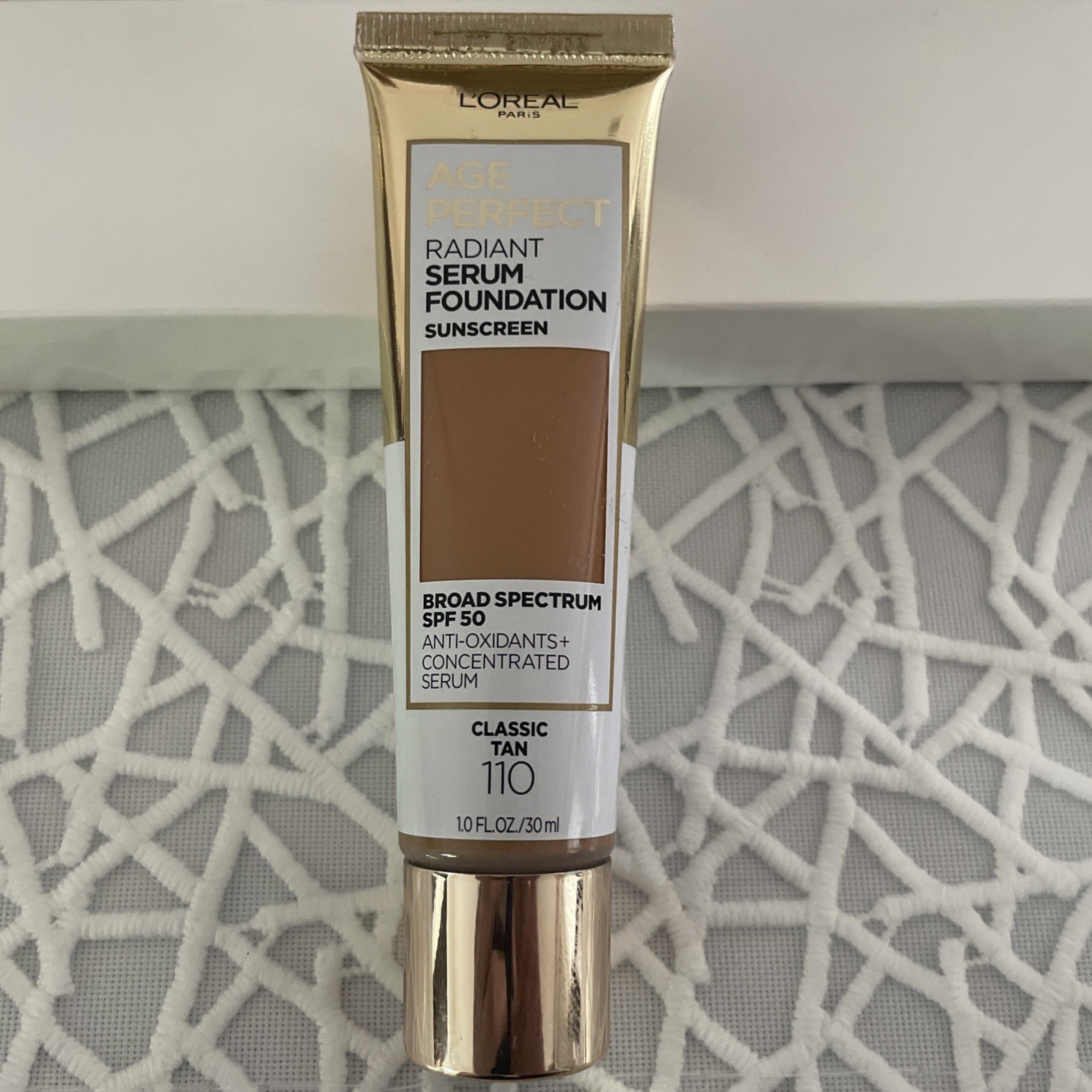 L’Oreal Age Perfect Radiant Serum Foundation SPF 50 – Classic Tan 110