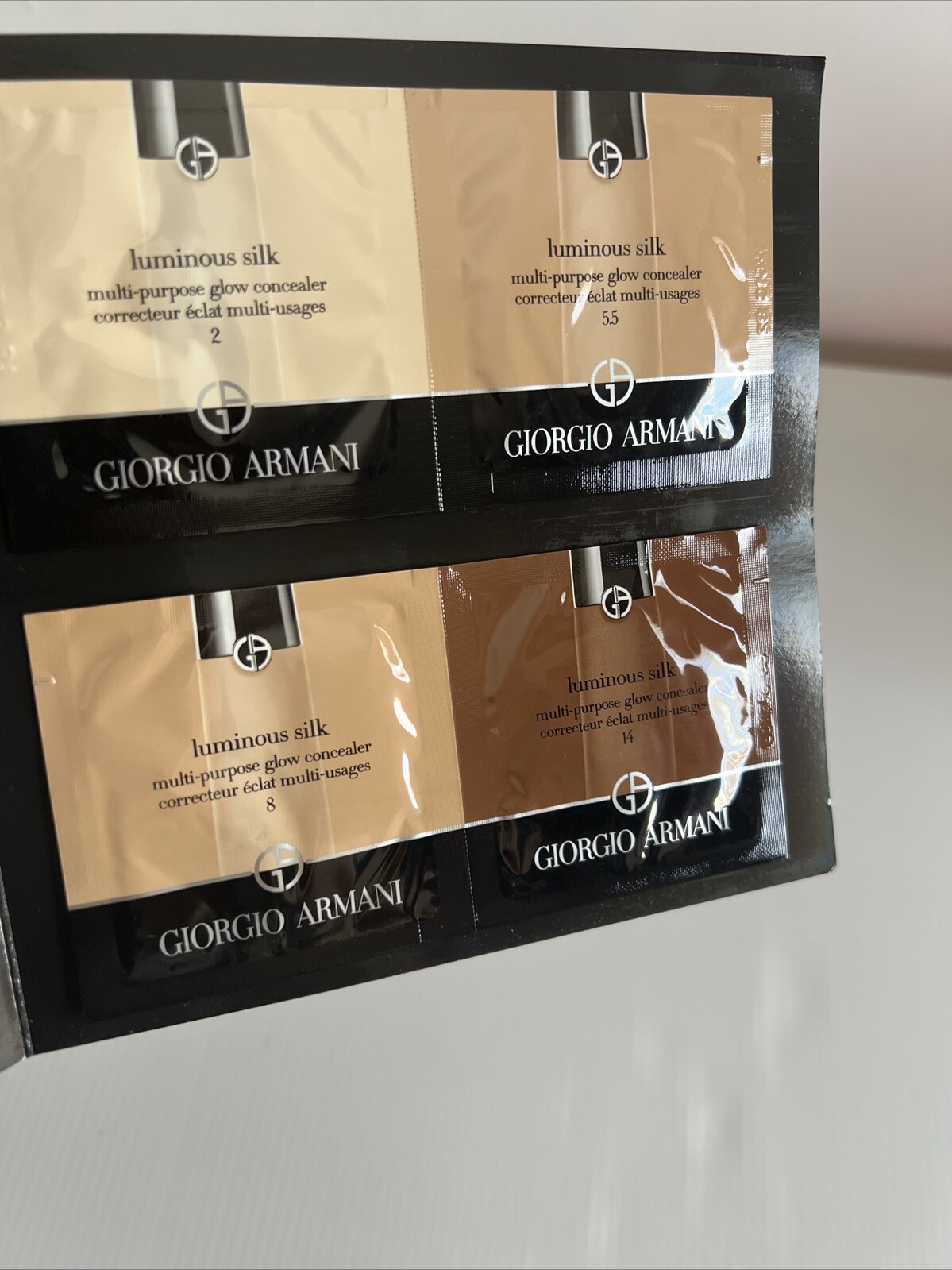 GIORGIO ARMANI LUMINOUS SILK MULTI-PURPOSE GLOW CONCEALER 4x1ML SAMPLE CARD