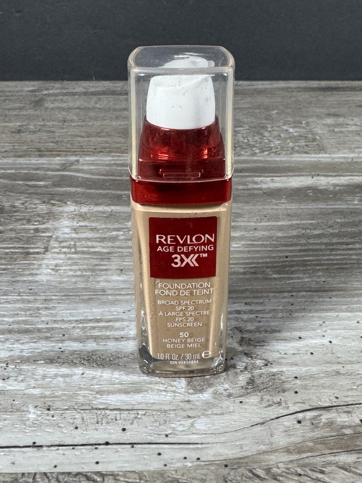 Revlon Age Defying 3X 50 Honey Beige Liquid Foundation Makeup SPF 20 NEW