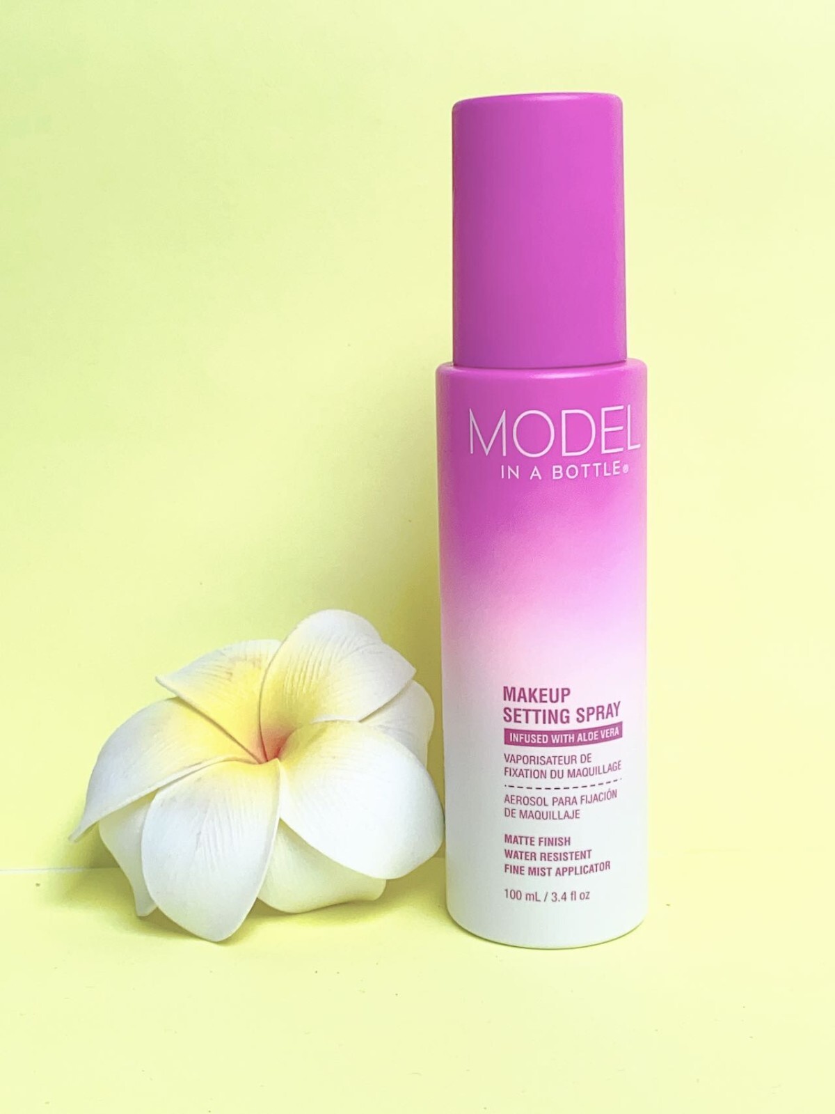 Model in a Bottle Makeup Original Setting Spray, Smooth, Matte Finish 3.4 oz