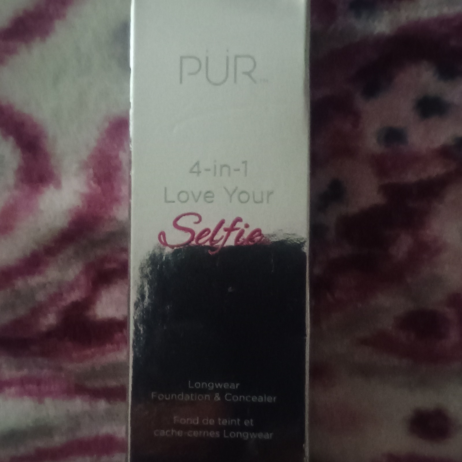 PUR 4-in-1 Love Your Selfie Longwear Foundation & Concealer Foundation