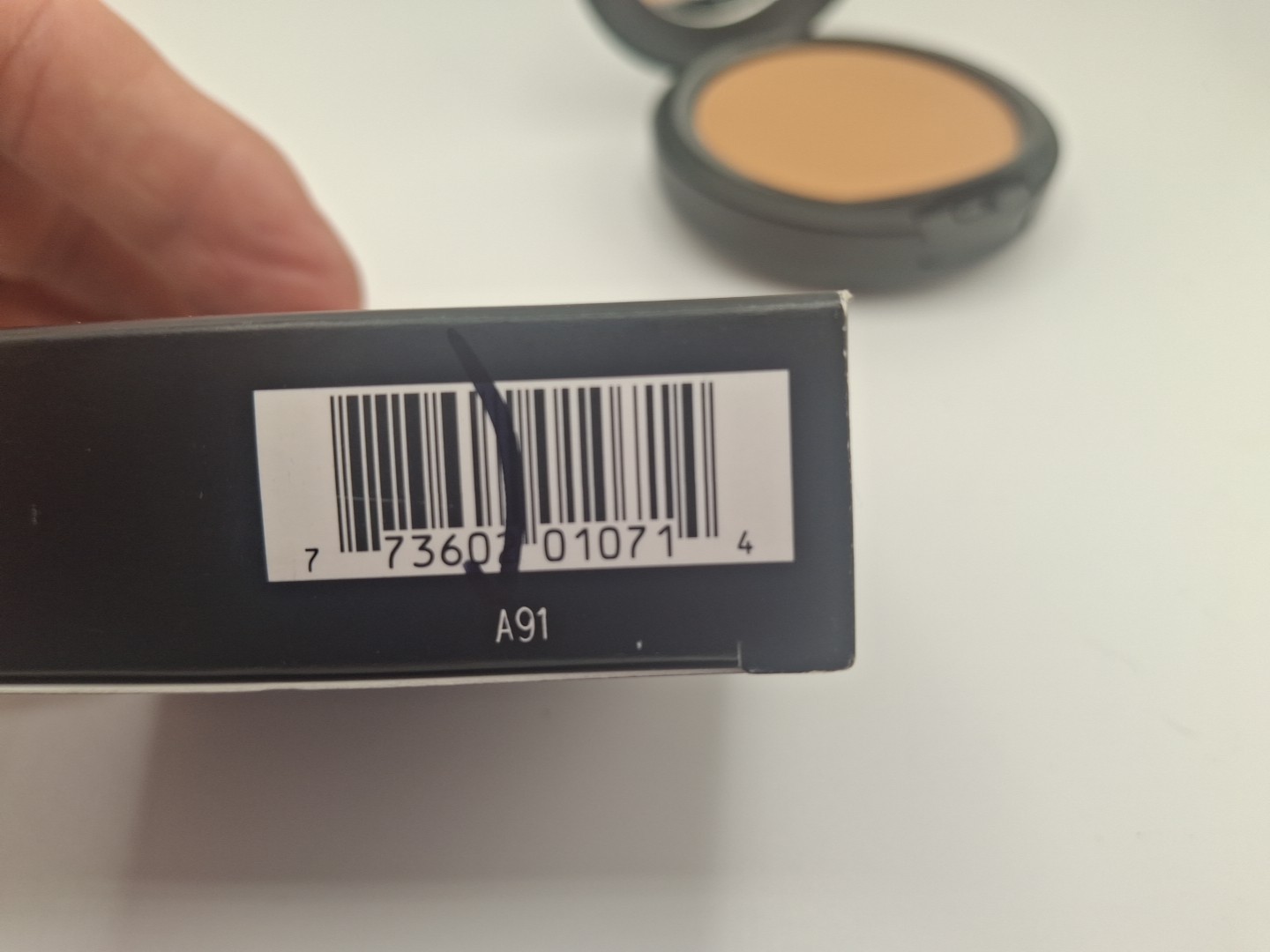 MAC Studio Fix Powder Plus Foundation NW 35 .52 oz / 15 g Original / Old Formula