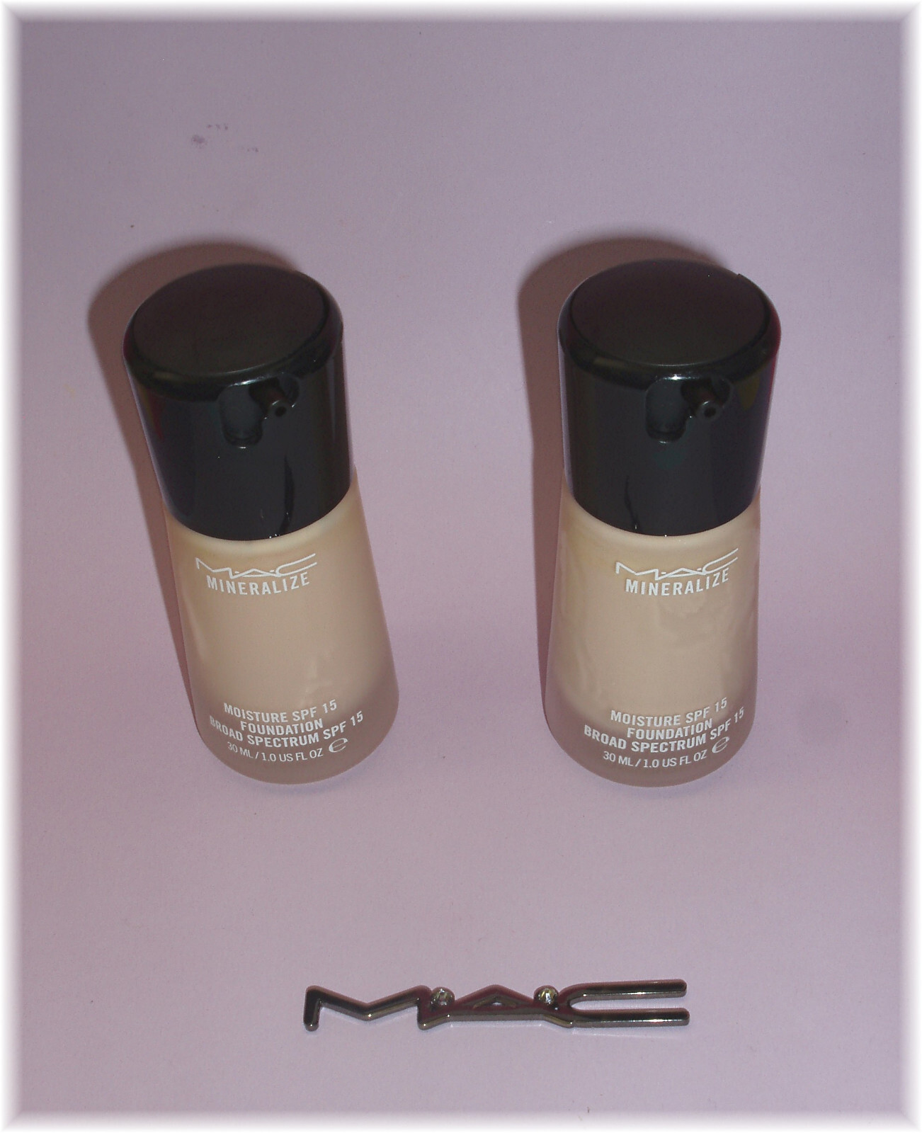 Two Mac Mineralize Moisture SPF 15 Foundation~NW15 – Full size 1 oz~Discontinued