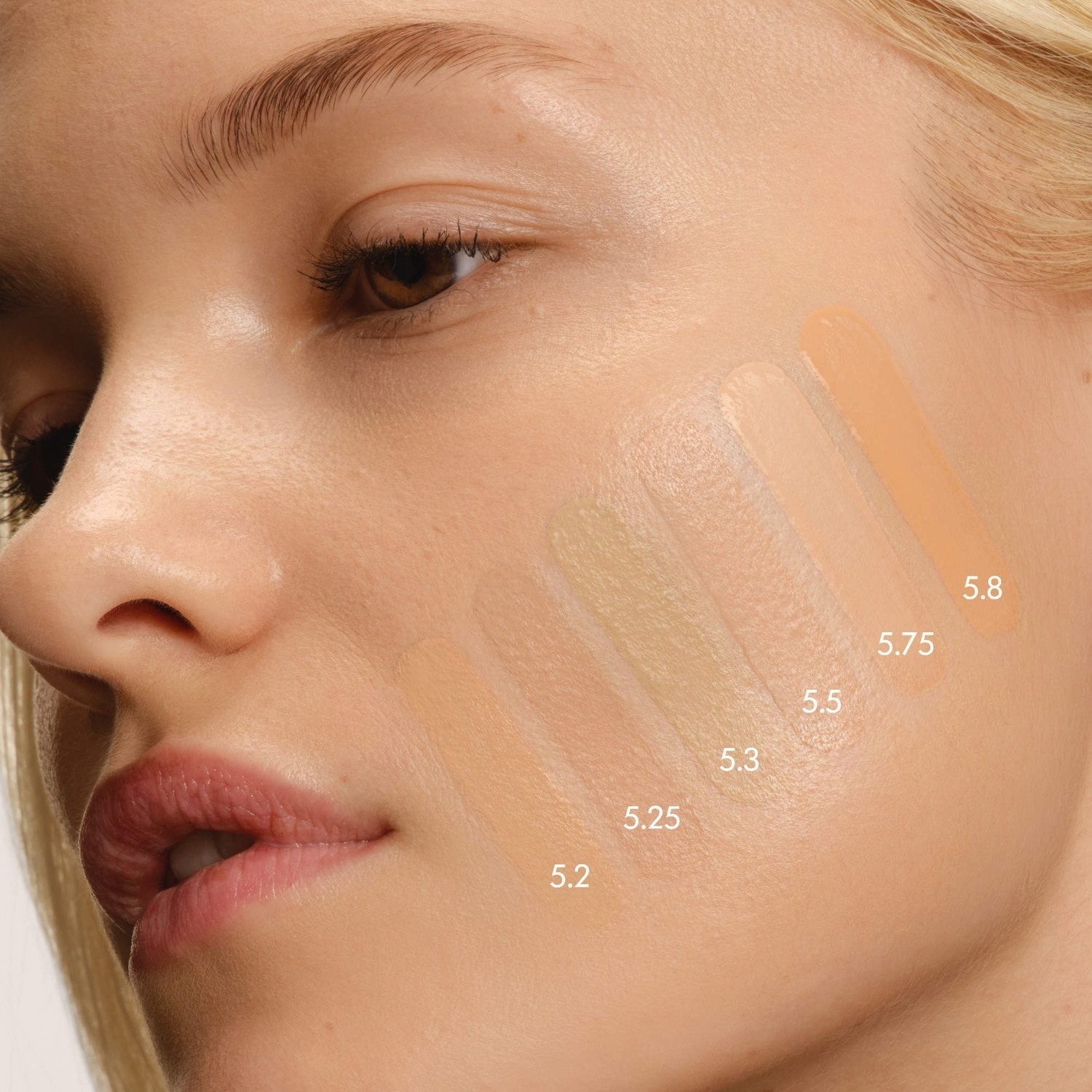 Armani Authentic Mini Liquid Foundation with 24HR Wear 5.75 – light medium 0.6oz