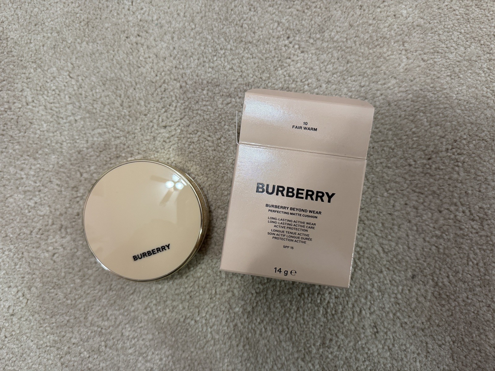 Burberry Beyond Wear Perfecting Matte Cushion SPF15 – 10 Fair Warm