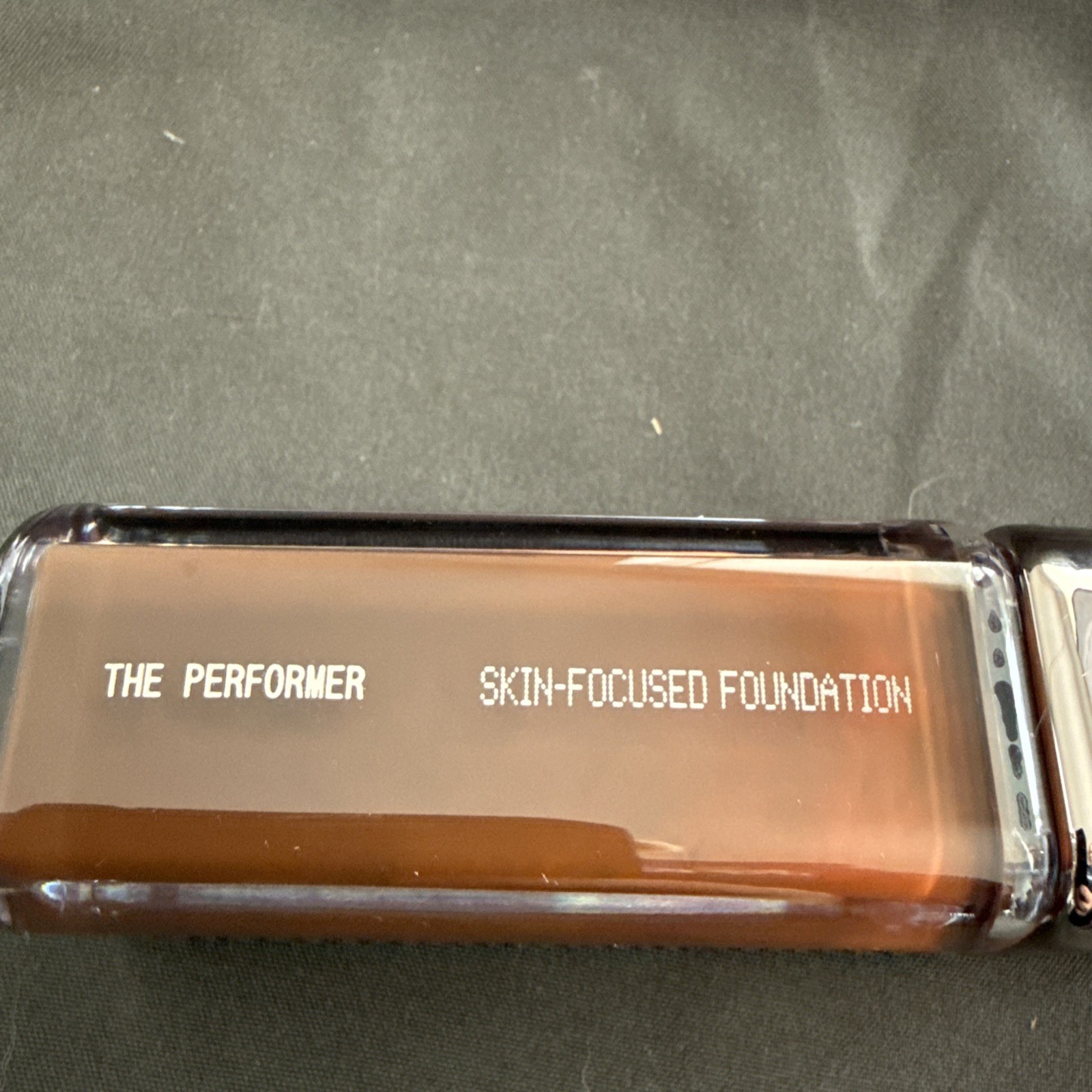 About Face The Performer Foundation RD2 Cool. 1.08 fl oz, MSRP $25