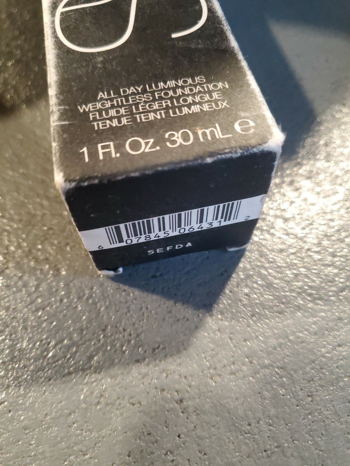 NARS ALL DAY WEIGHTLESS LUMINOUS FOUNDATION – LIGHT 1 SIBERIA- 30ml